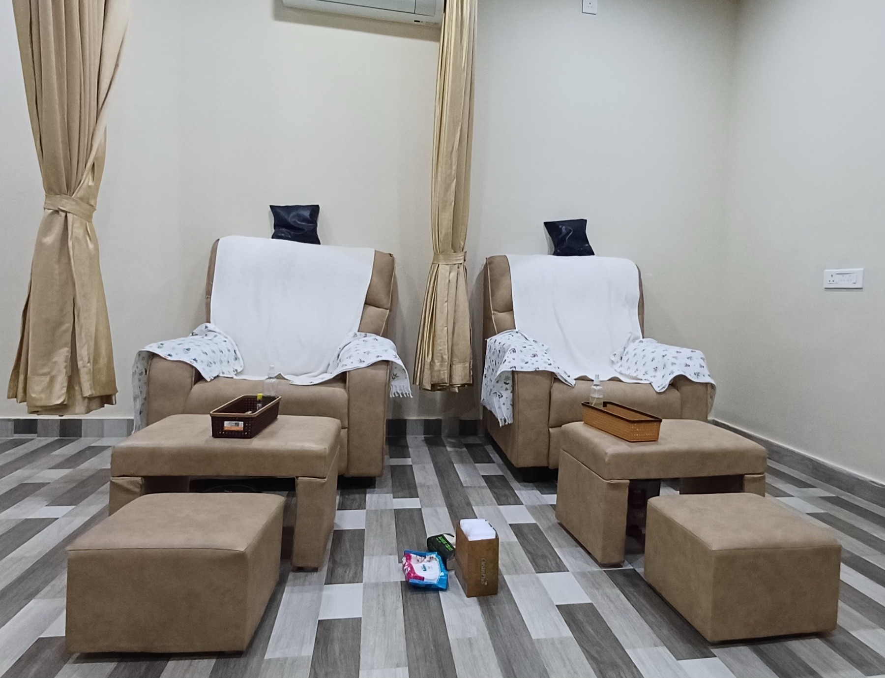 Foot Reflexology by Visually Impaired
