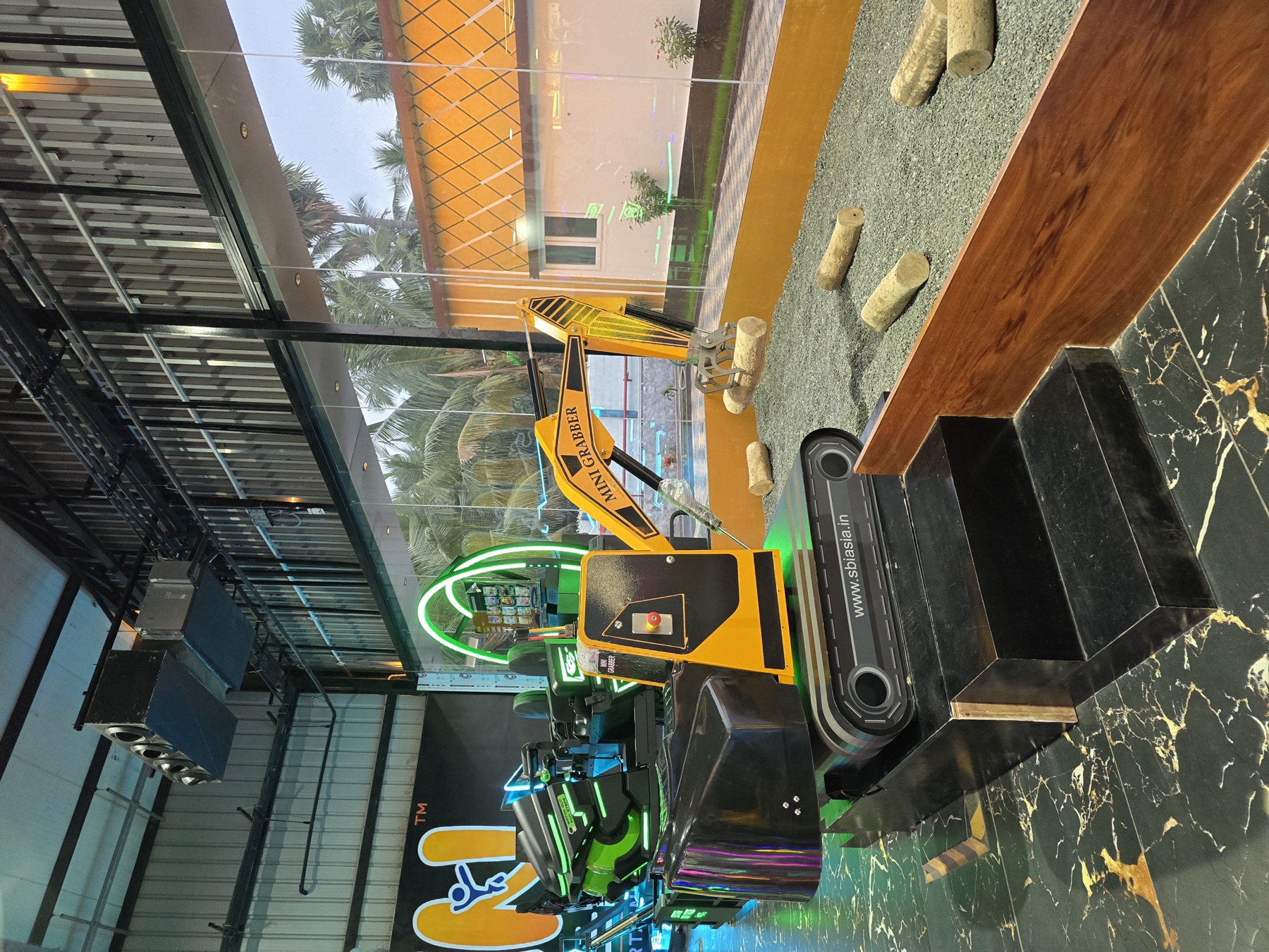 Mini JCB – Working Model highlight visual